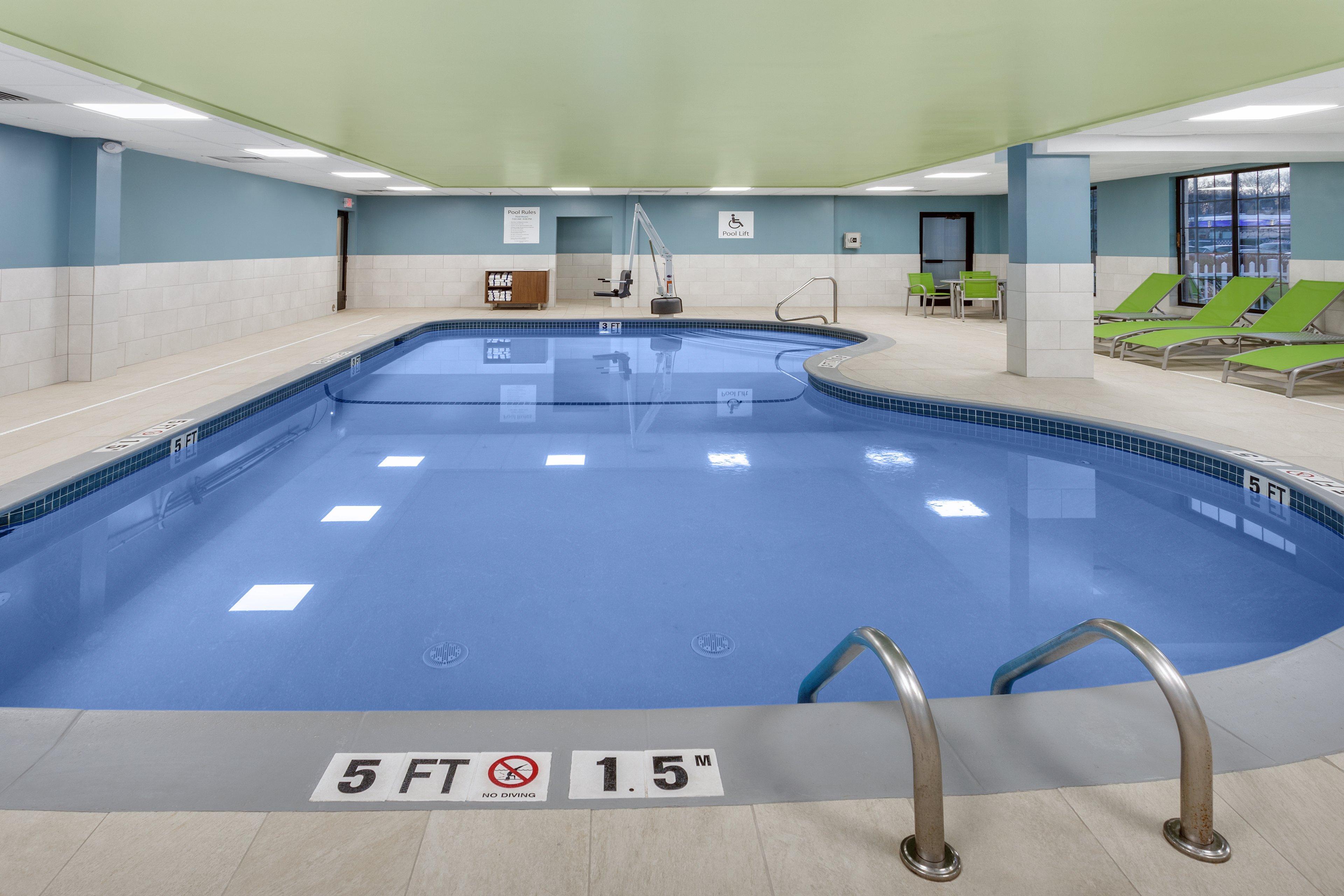 Holiday Inn Express Hotel & Suites Providence-Woonsocket By Ihg Zewnętrze zdjęcie