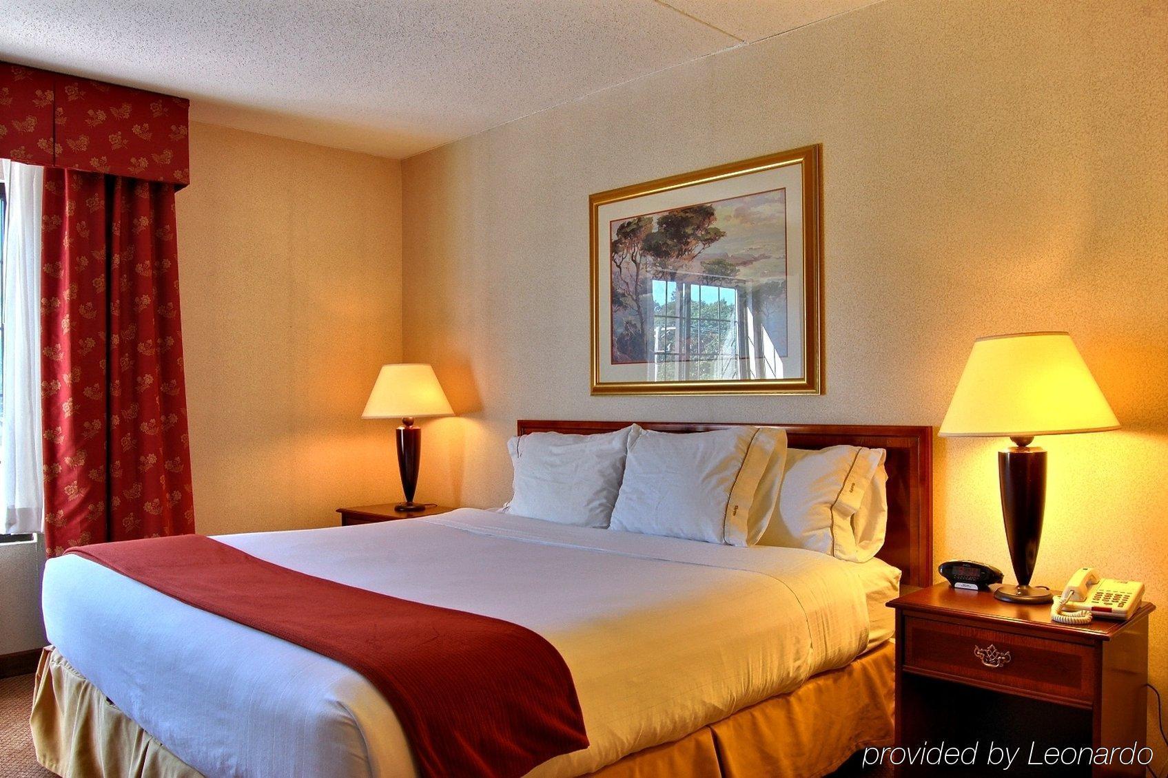 Holiday Inn Express Hotel & Suites Providence-Woonsocket By Ihg Zewnętrze zdjęcie