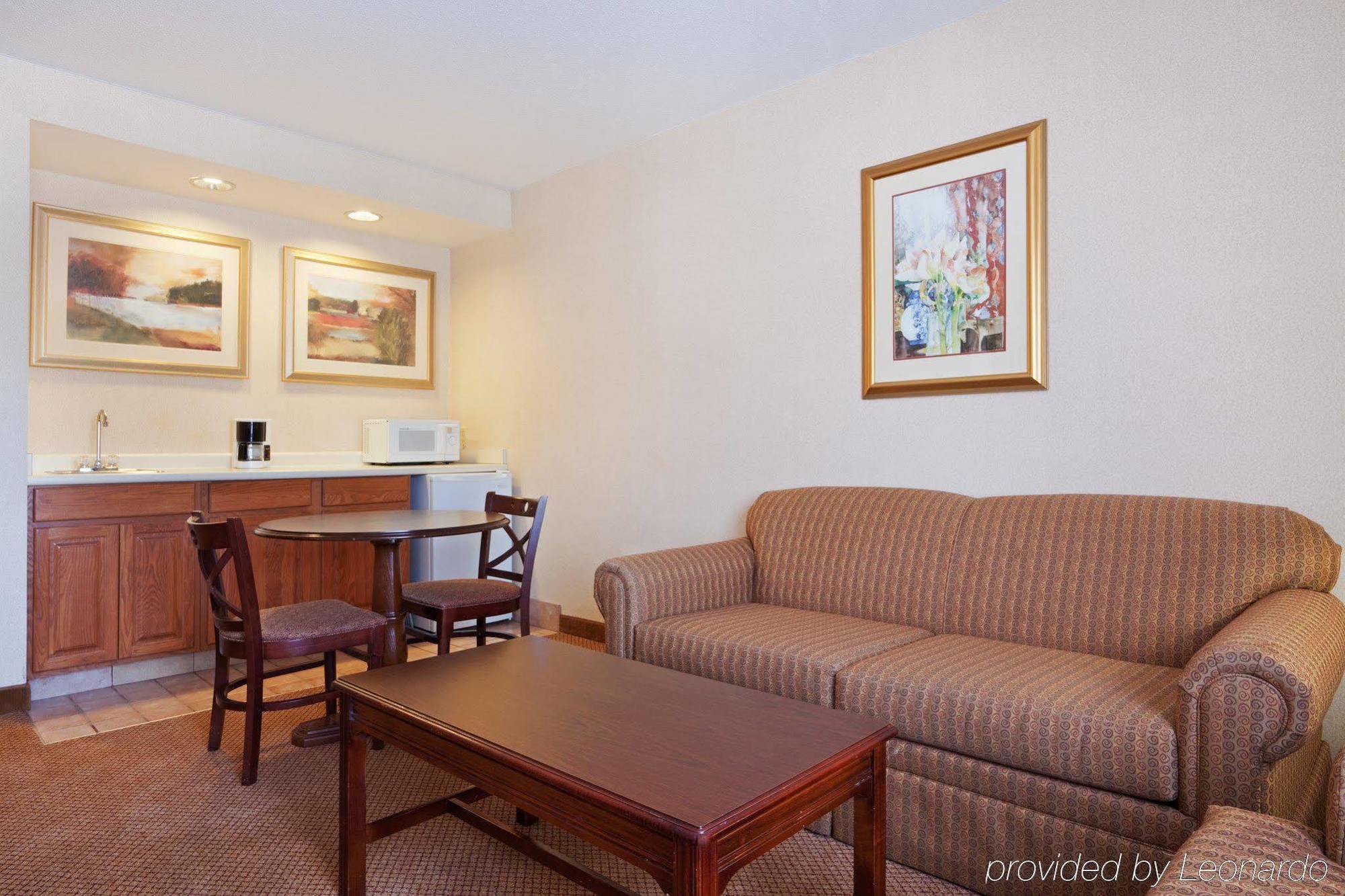 Holiday Inn Express Hotel & Suites Providence-Woonsocket By Ihg Pokój zdjęcie
